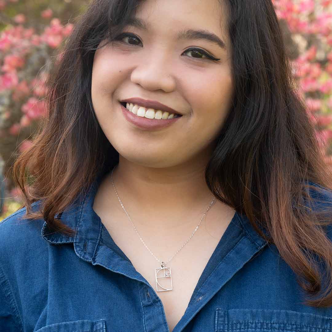 Fibonacci Necklace